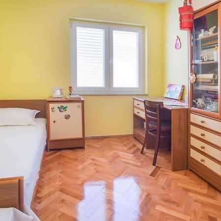 Apartments In Vrbnik/Insel Krk 36002 Buitenkant foto